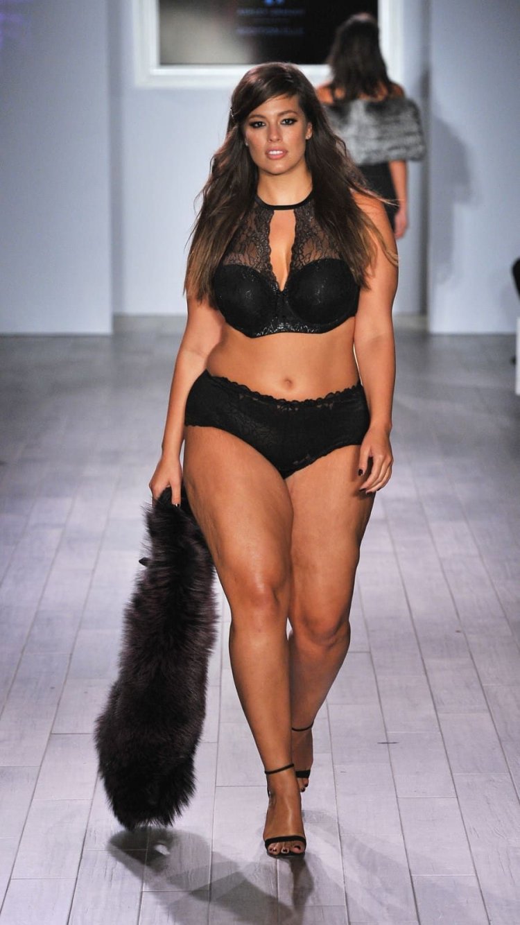 Эшли Грэм Vogue