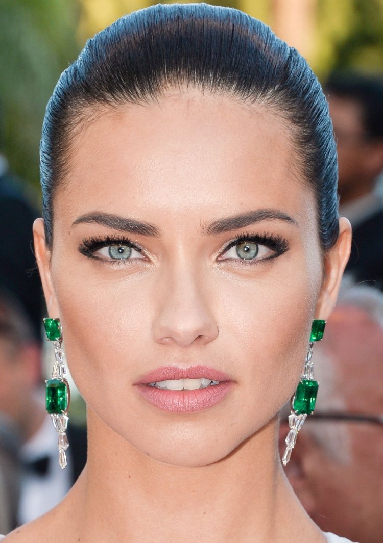 Меган Фокс лицо