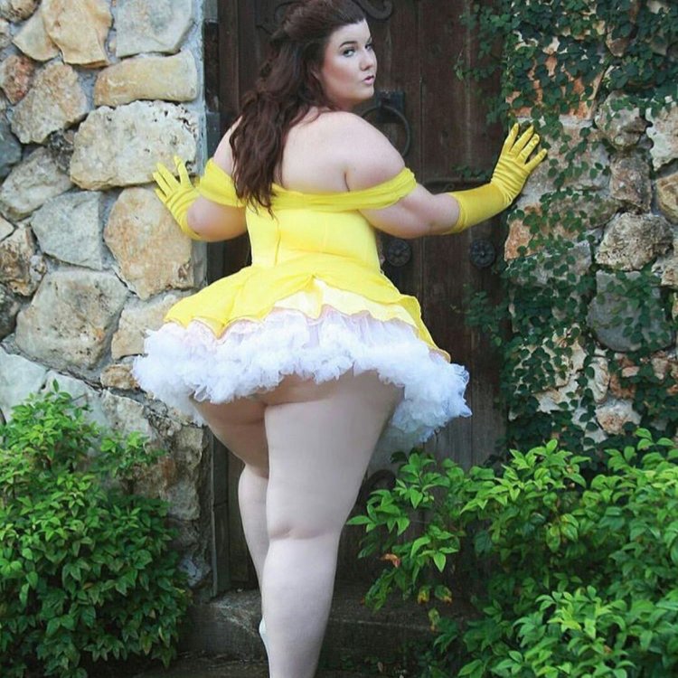 Nadia Aboulhosn жирная