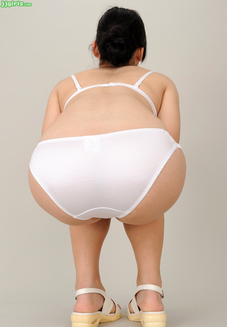 В больших трусах