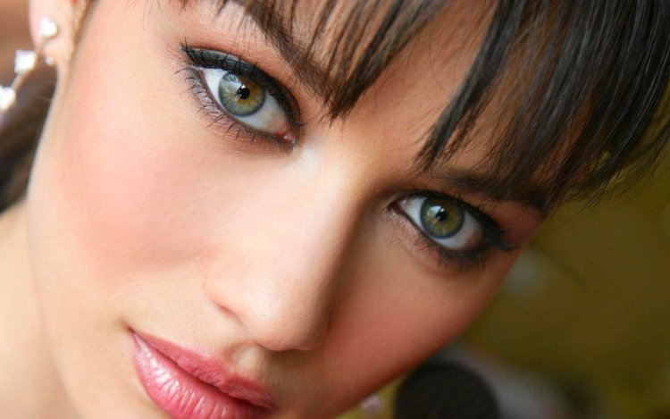 Ольга Куриленко зеленые глаза