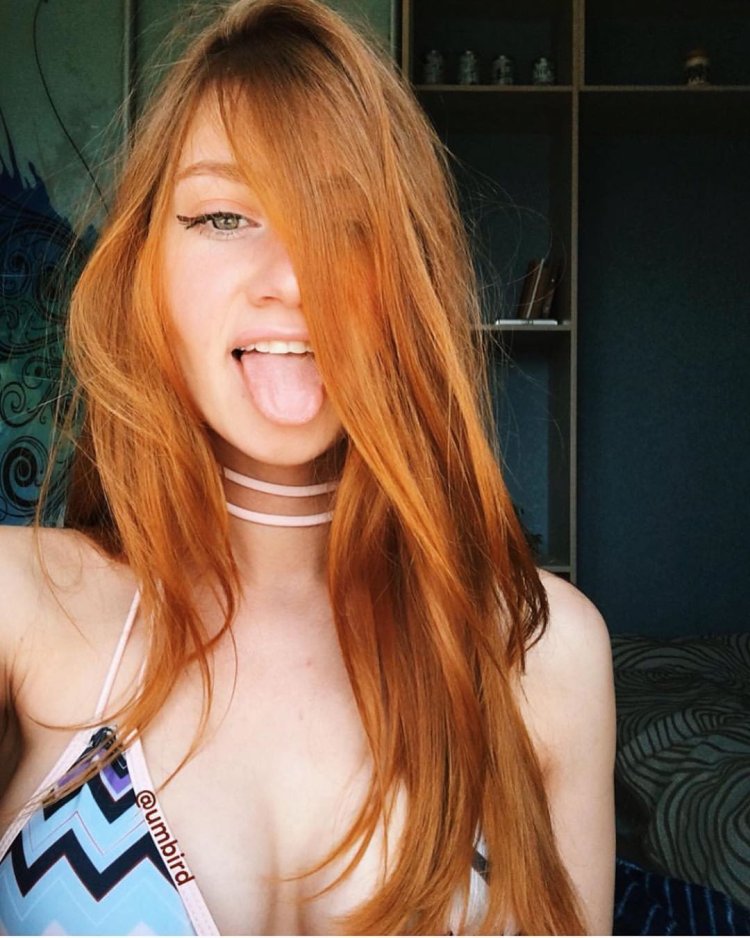 Кристина Хендрикс горячие в Красном