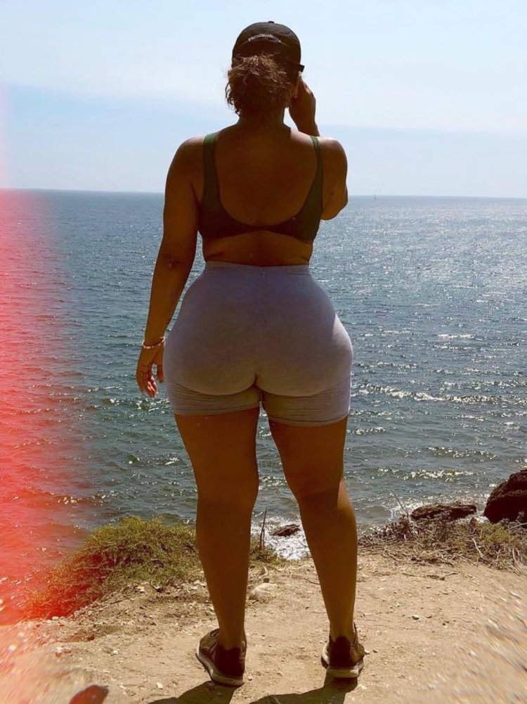 Большая жоп