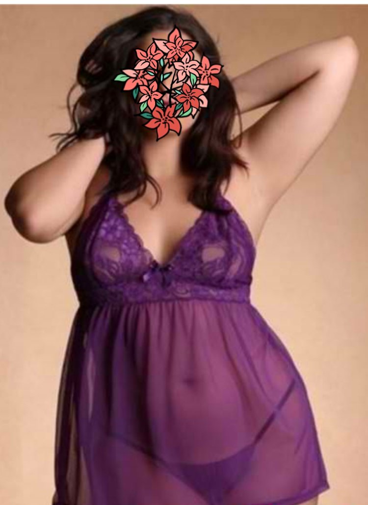 Фиолетовое бельё для полных девушек