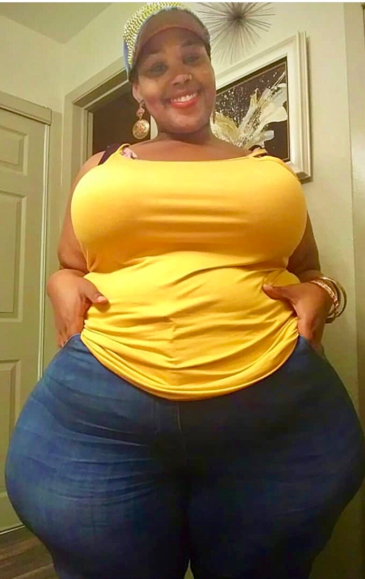 Виктория Абрахам Биг асс