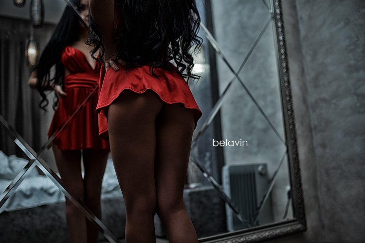 Красивые попки в платье