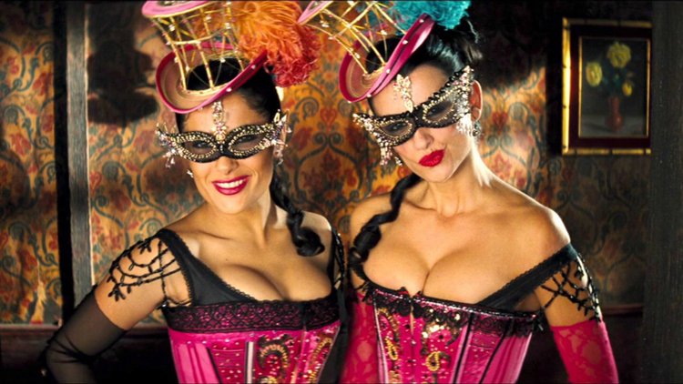 Пенелопа крус и сальма хайек бандитки