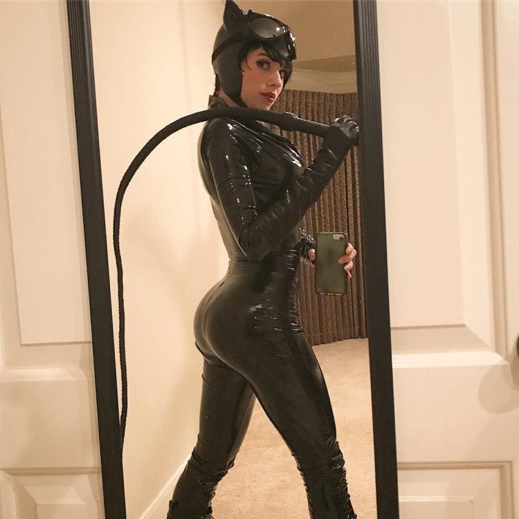Amouranth Catwoman