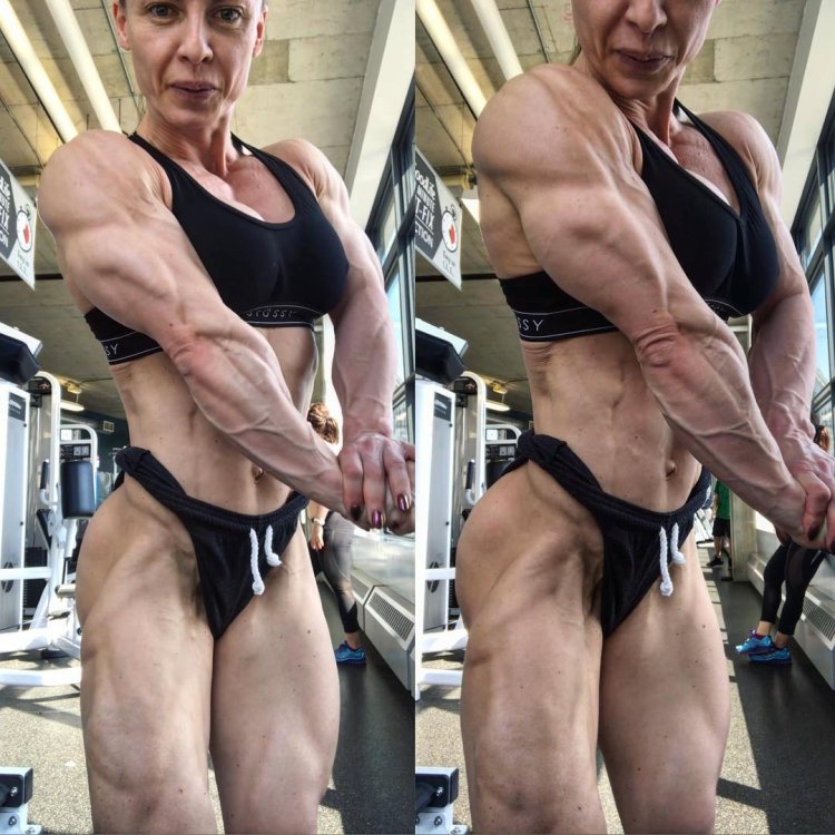 Элеонора Добрынина грудь