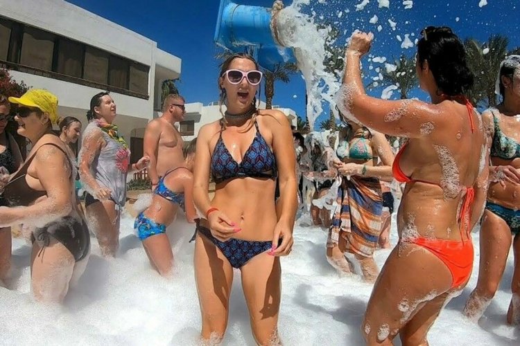 Русские женщины в Турции