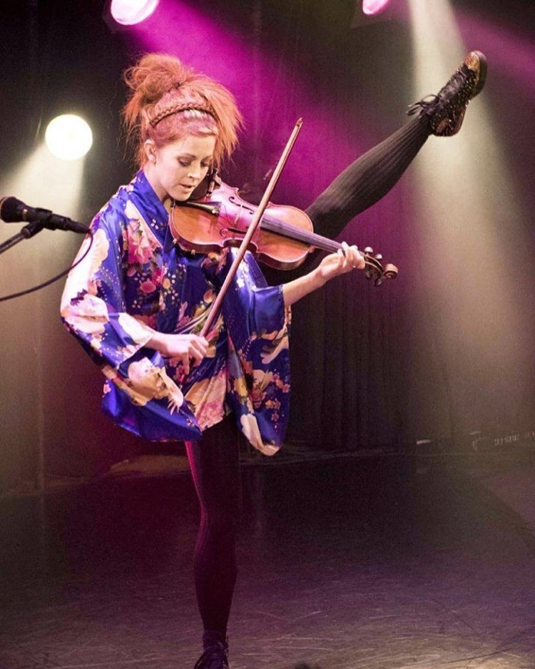 Линдси Стирлинг косплей