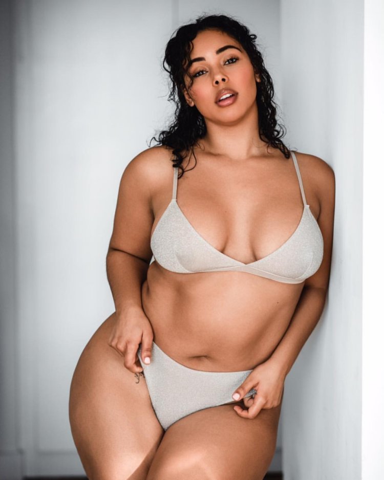 Алисия Кастро плюс сайз