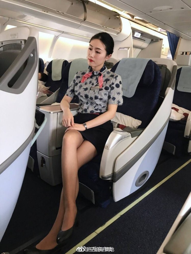 Комната стюардесс в самолете