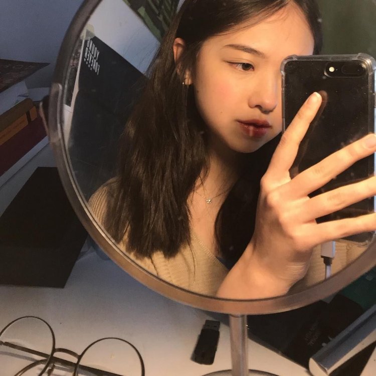 Кореянки в зеркале