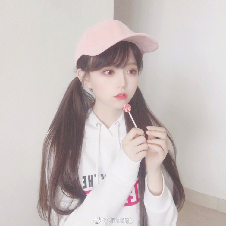 Корейские девушки с хвостиками