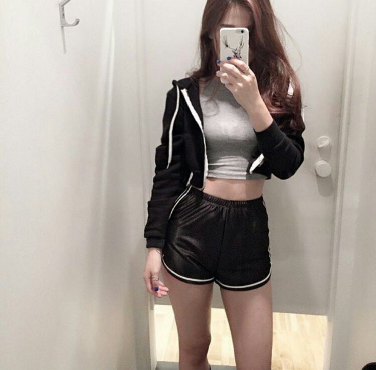 Корейский стиль тумблер с шортами
