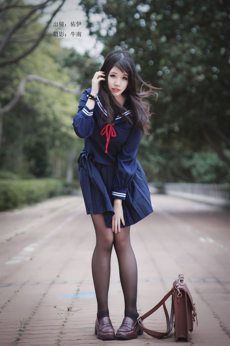 Японские девушки в юбках