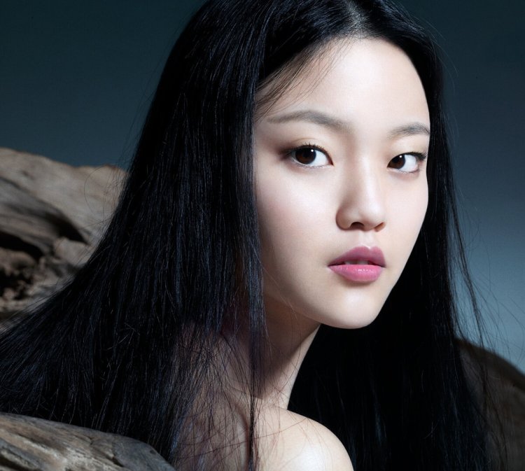 Модели азиатской внешности