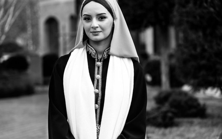 Грузинская красавица Моника