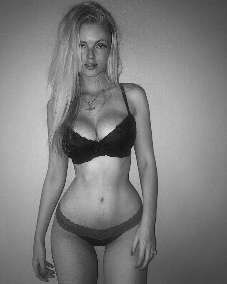 Zienna сонн Уильямс lingerie