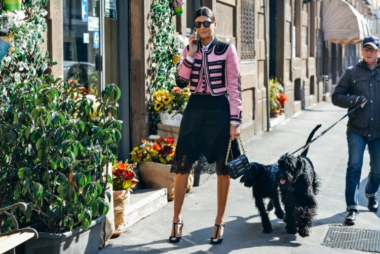 Итальянка на улице