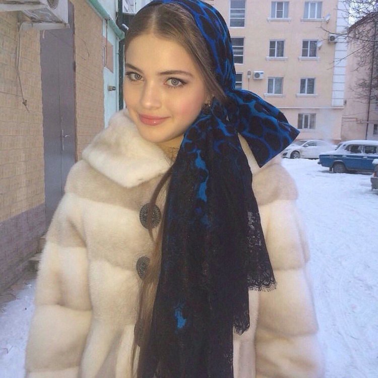 Чеченская модель Илона Бисултанова