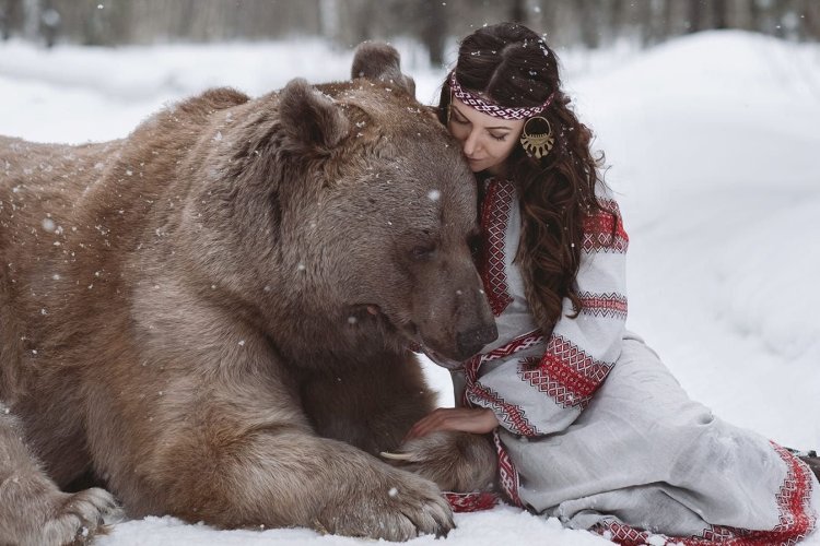 Ольга Баранцева и медведь Степан