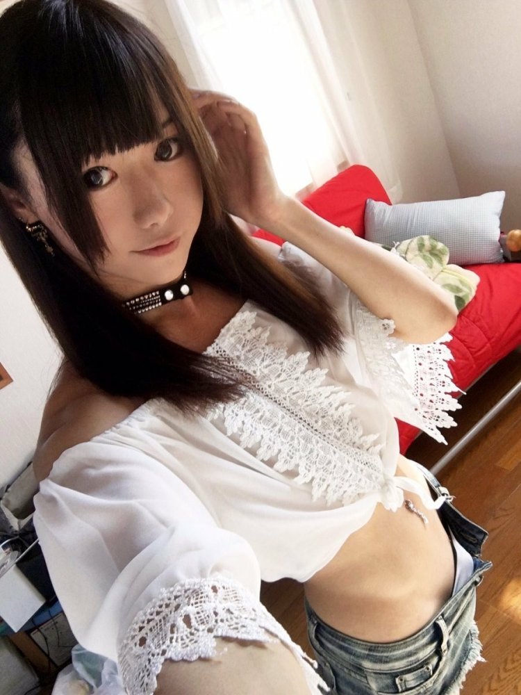 Японский транс Акари Юкино