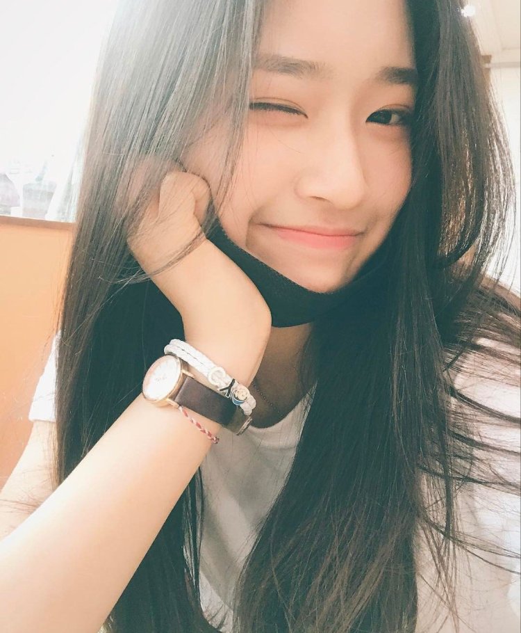 Кореянка Огай Селина