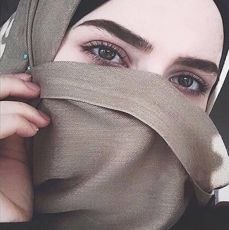 Муслим Хажар Амина