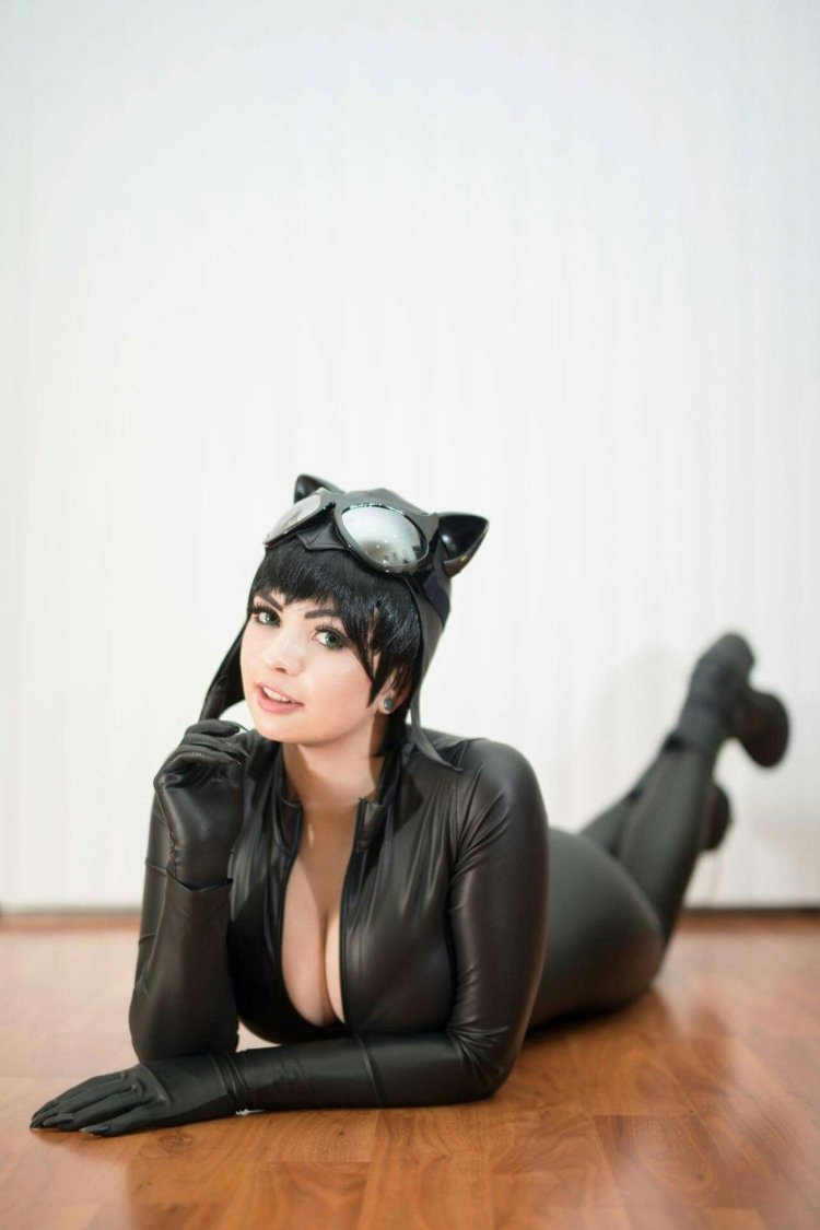 Женщина кошка косплей