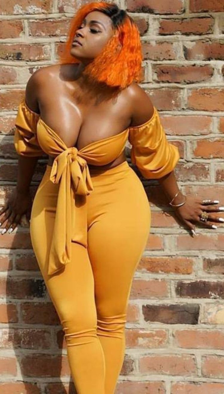 Африканка с ребенком