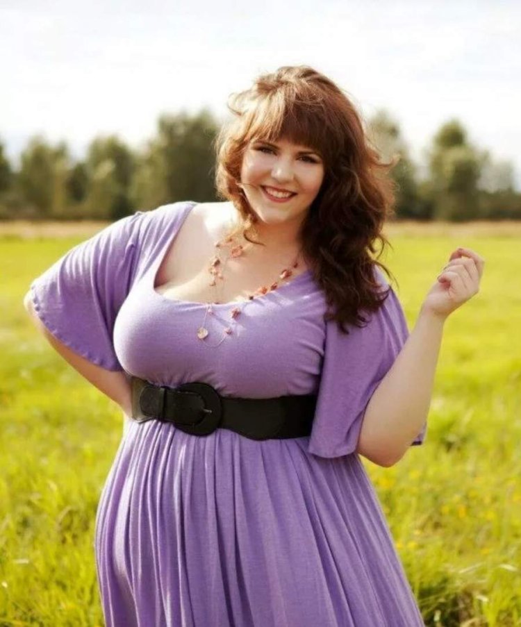 Модель плюс сайз Виктория Манас