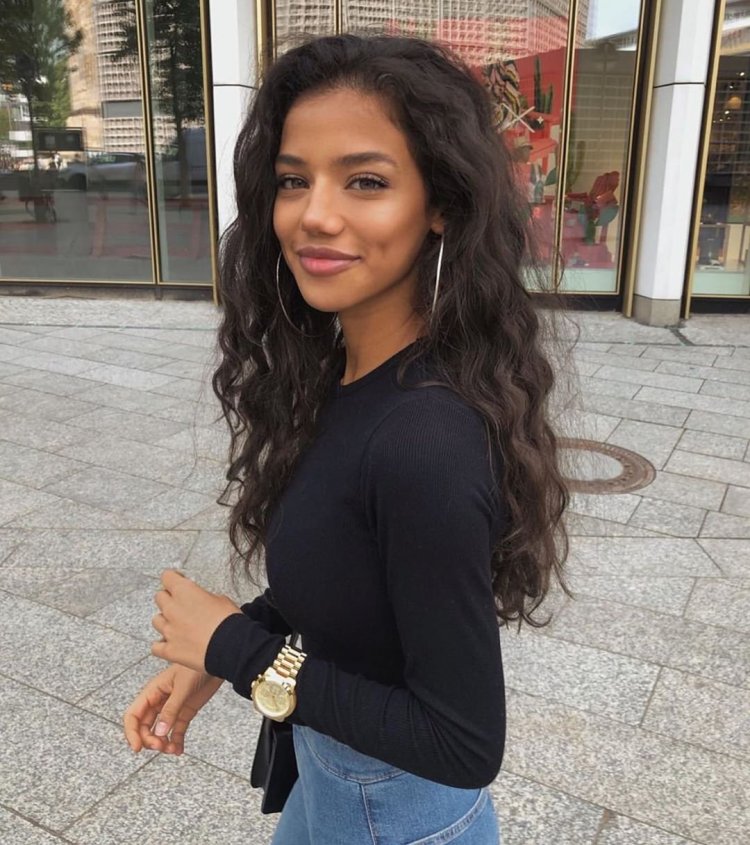 Dinadenoire Инста