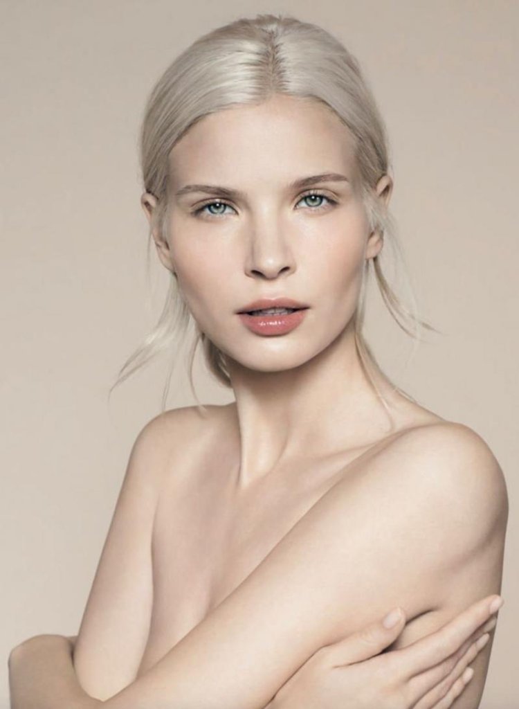 Фрида Густавссон блондинка