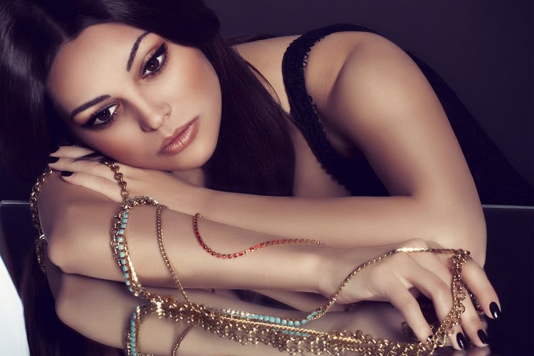 Красивые восточные девушки