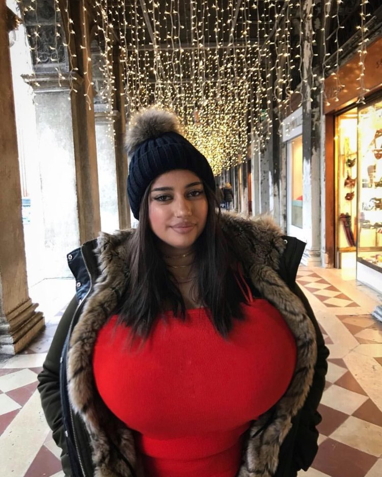 Юлия Лаврова