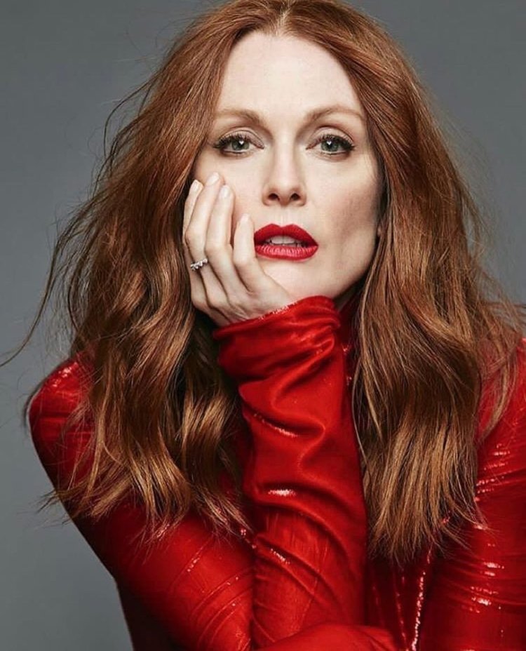 Джулианна Мур