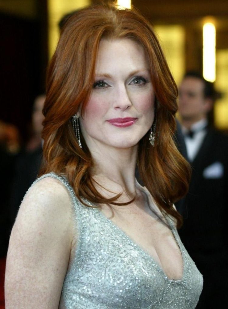 Джулианна Мур