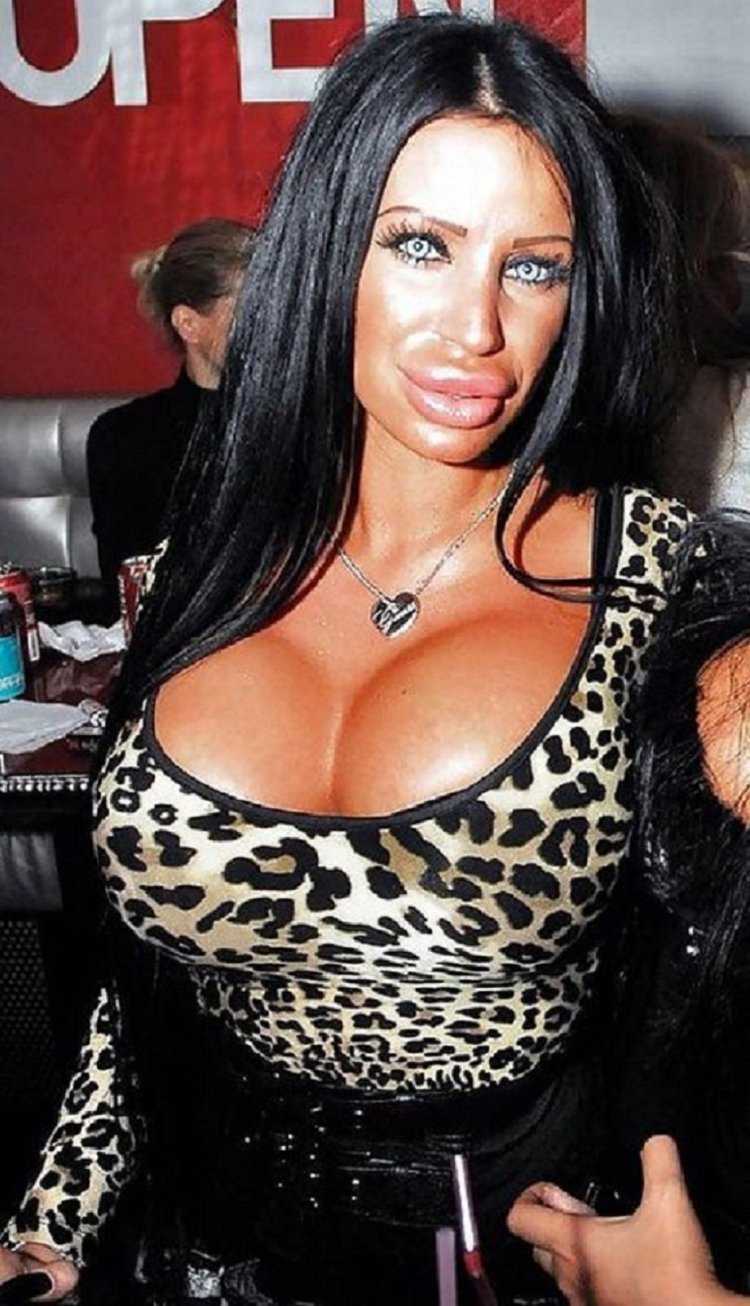 Силиконовые девушки