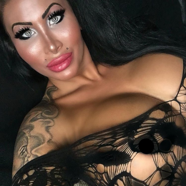 Пэрис Хермс Барби Берлина