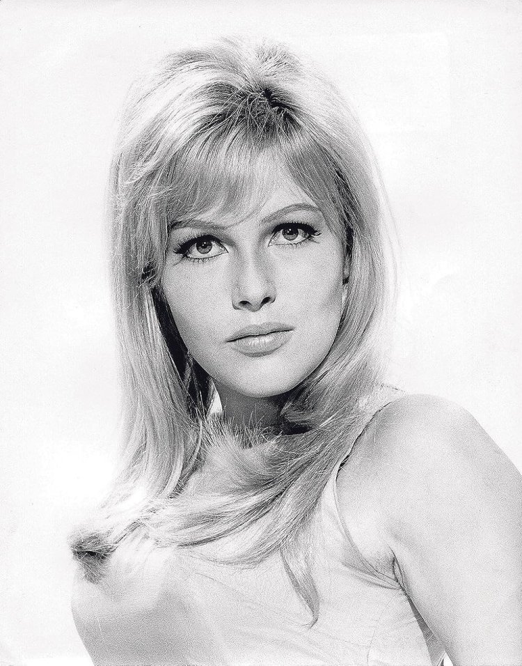 Ольга Шоберова актриса