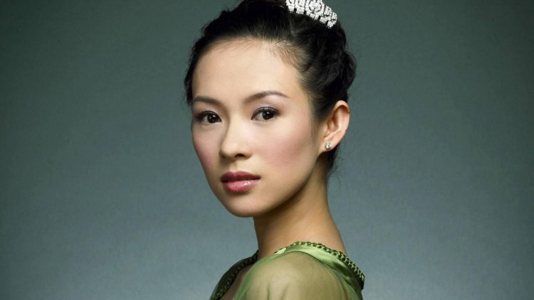 Китаянки Чжан Цзыи