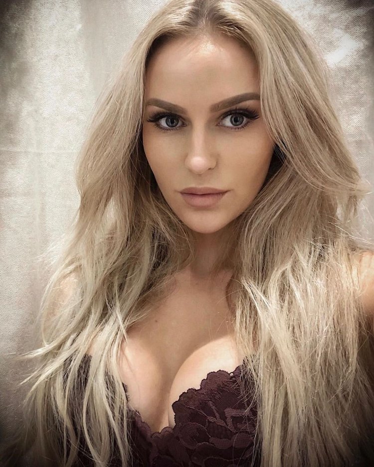 Anna Nystrom hot