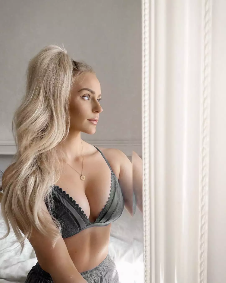 Anna Nystrom Анна Нистром хот