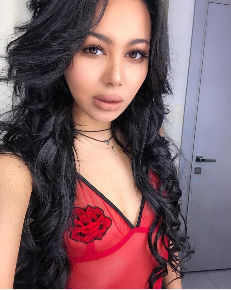 Асель Байзакова