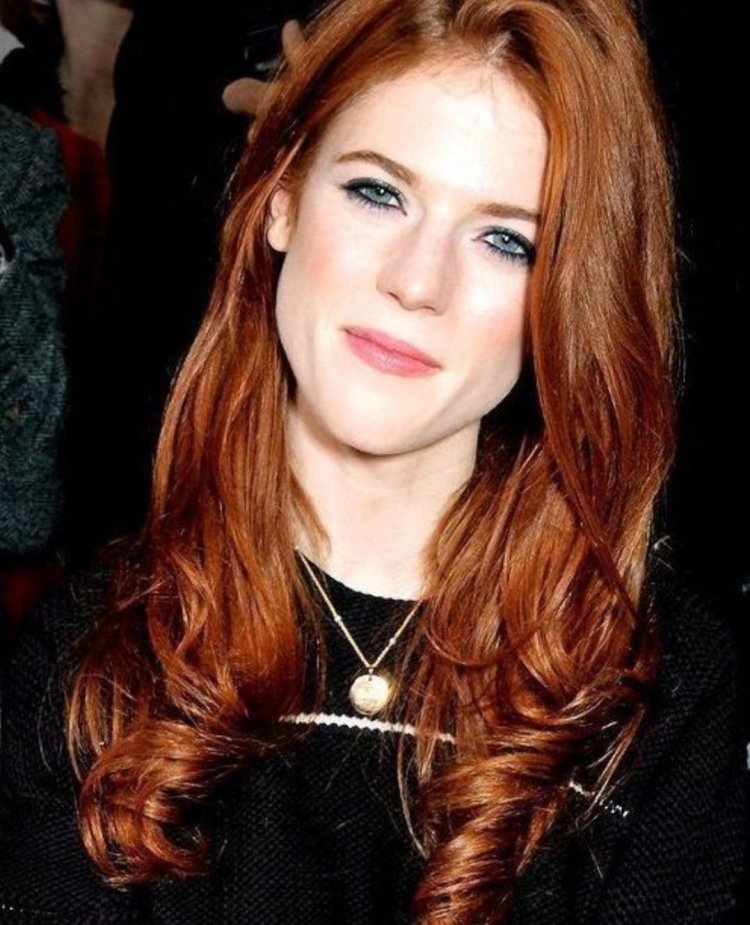 Рыжие актрисы Роуз Лесли