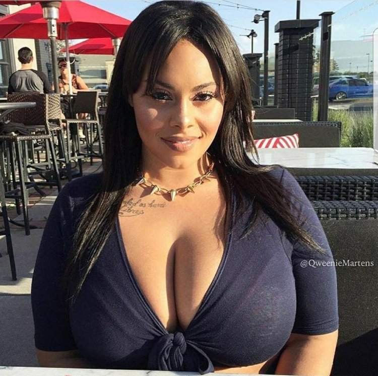 Кристина Хендрикс хот