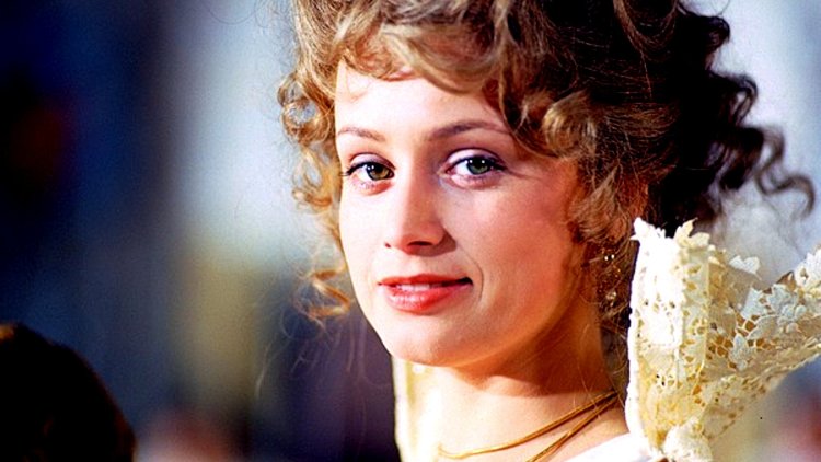 Джоанна Петтет в молодости