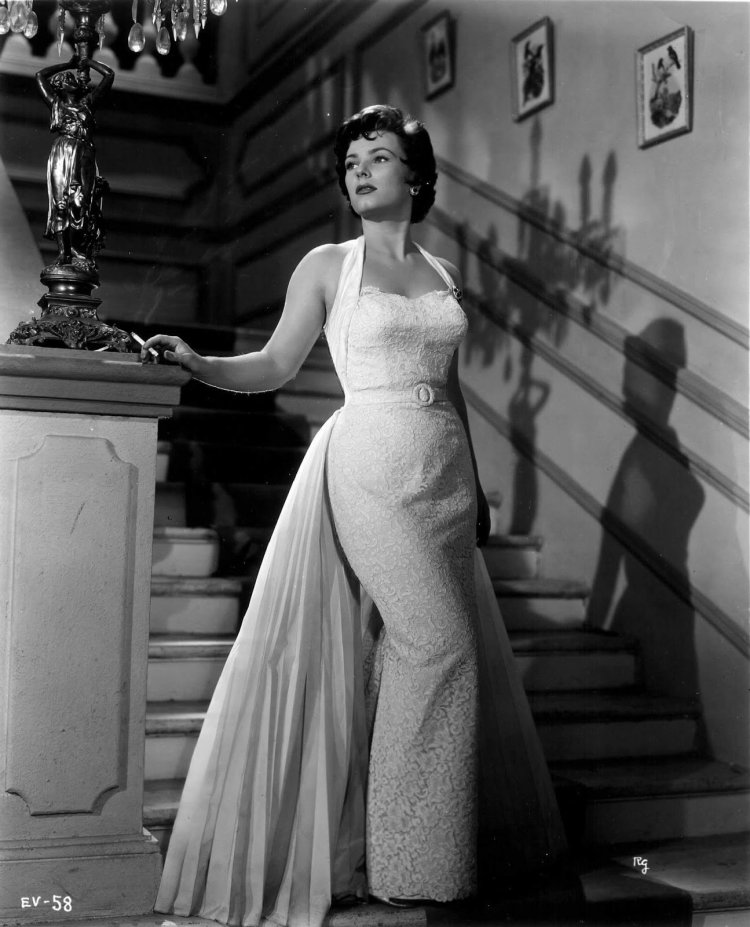 Актриса Либуше Шафранкова три орешка